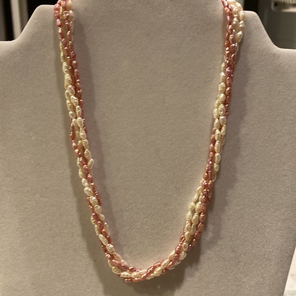 Genuine Fresh Water Pearl Necklace - Picture 4 of 4